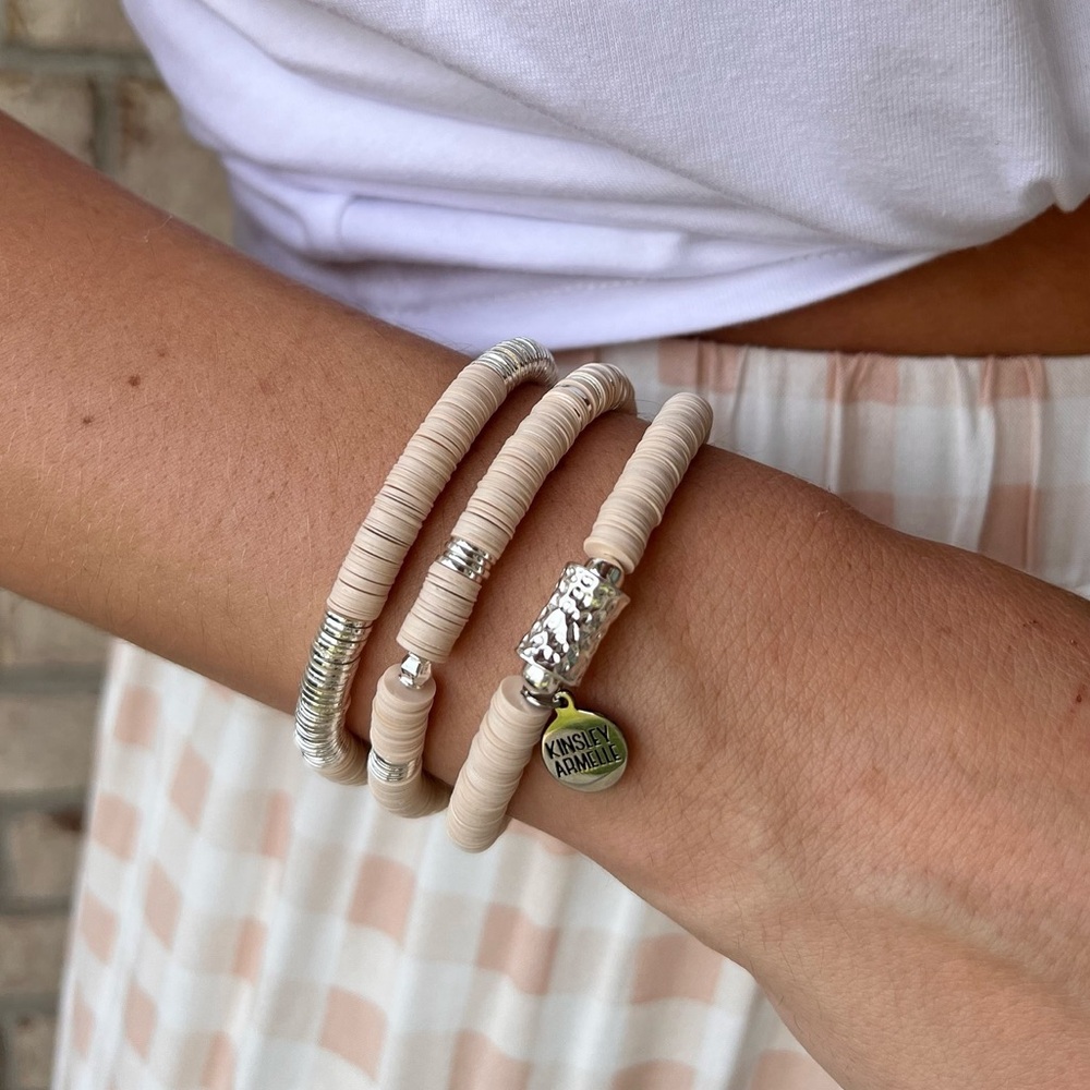 NWT Kinsley Armelle Silver Tawny Bracelet Set